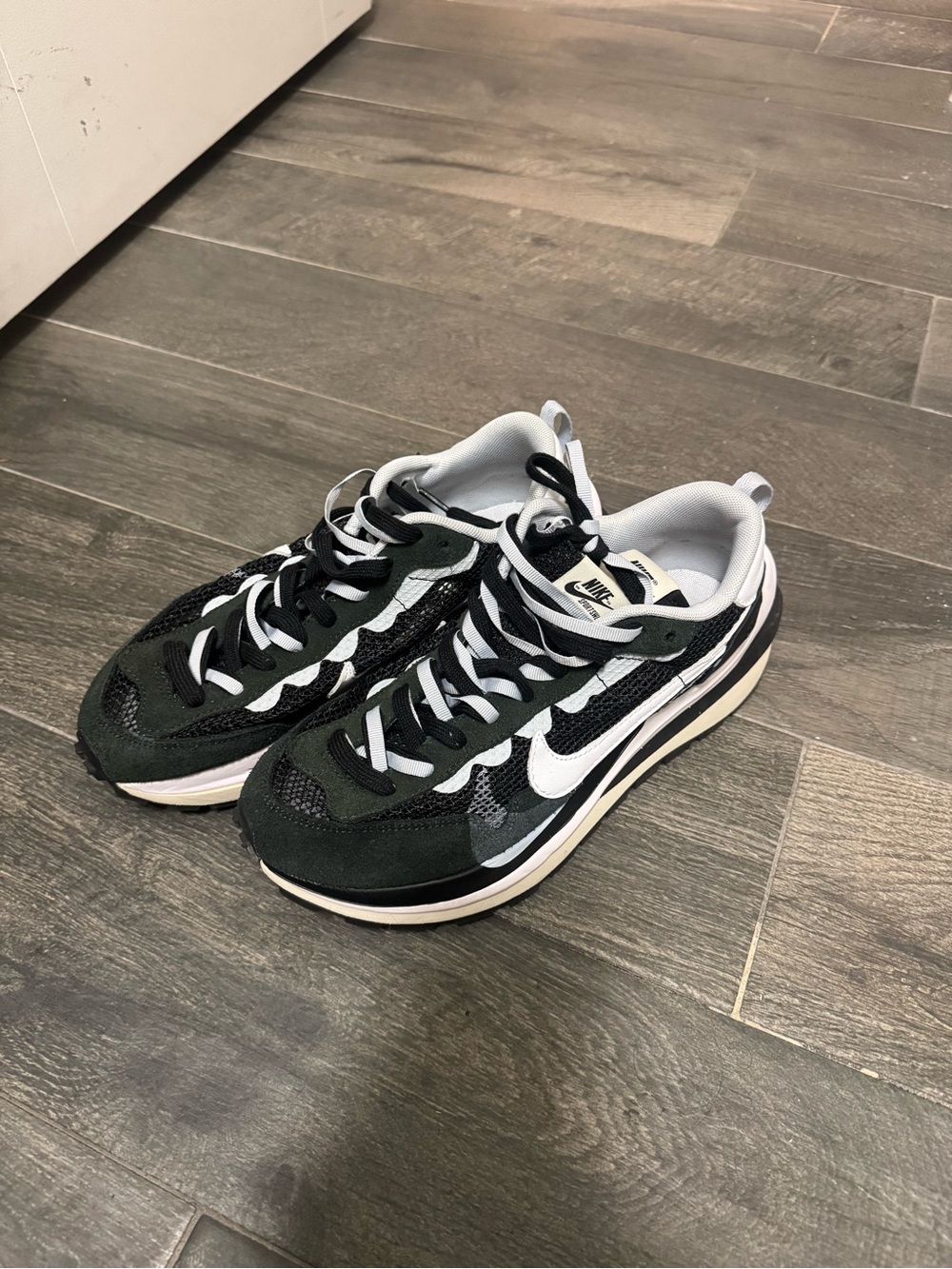 Black & White Nike x sacai VaporWaffle